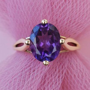Oval amethyst ring 14K gold sz 5 1/4 US, large colored gemstone engagement ring